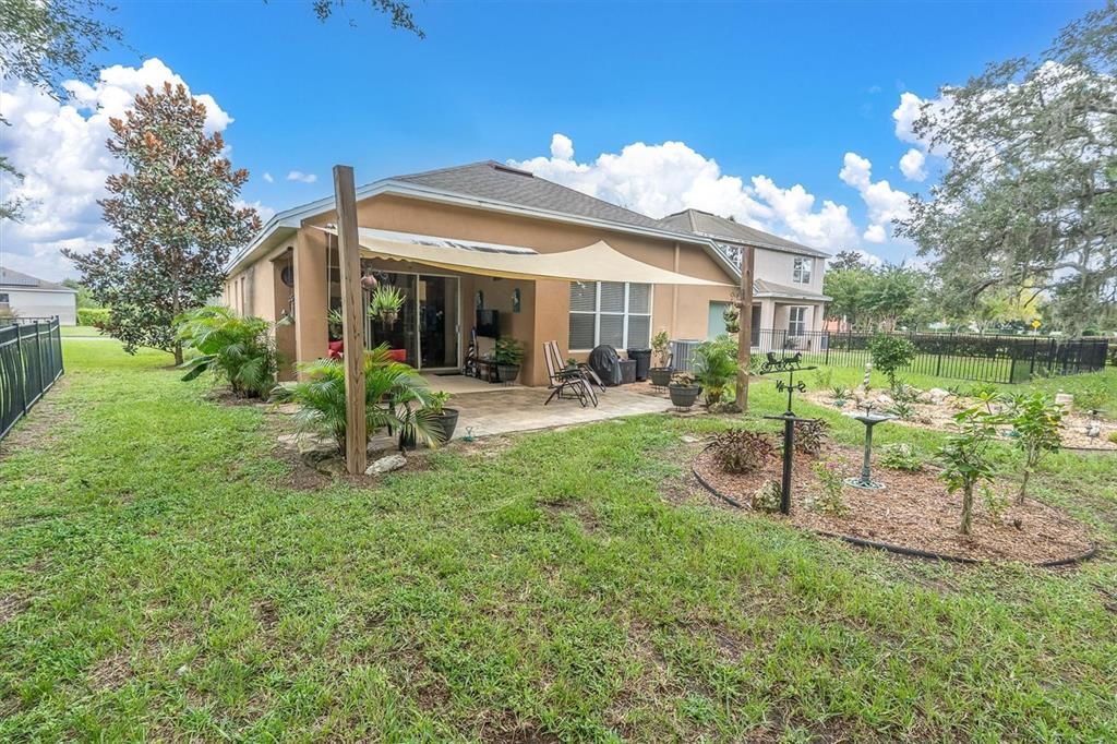 For Sale: $374,900 (4 beds, 2 baths, 2207 Square Feet)