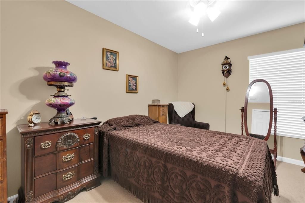 For Sale: $374,900 (4 beds, 2 baths, 2207 Square Feet)