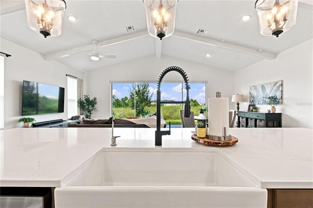 For Sale: $825,000 (5 beds, 4 baths, 3285 Square Feet)