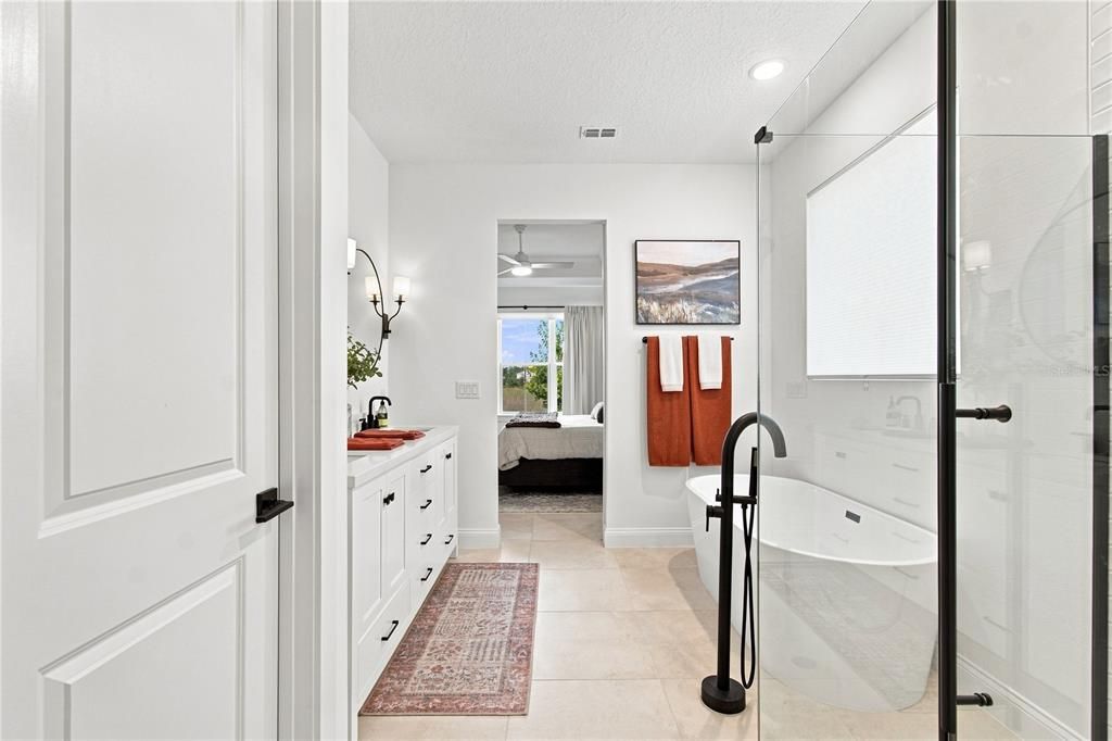 For Sale: $825,000 (5 beds, 4 baths, 3285 Square Feet)