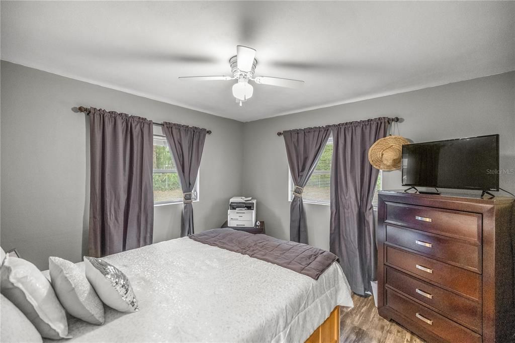 На продажу: $209,000 (2 спален, 2 ванн, 806 Квадратных фут)