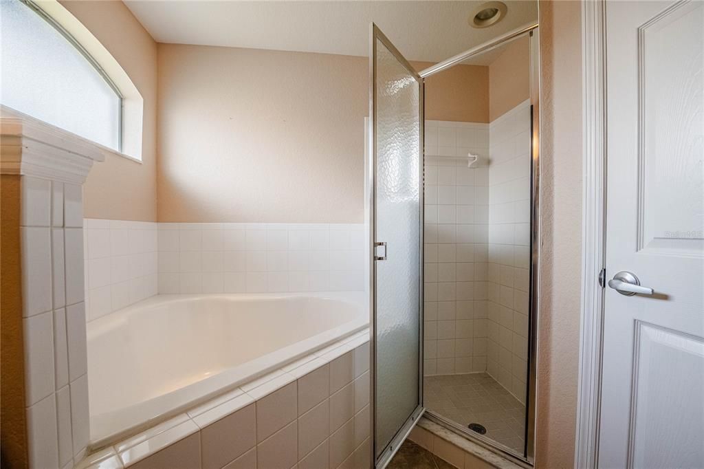 На продажу: $325,000 (3 спален, 2 ванн, 1513 Квадратных фут)