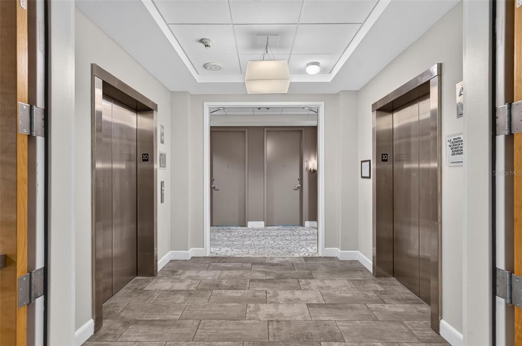 For Sale: $179,999 (1 beds, 1 baths, 644 Square Feet)