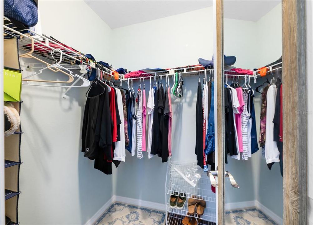 En Renta: $1,600 (3 camas, 2 baños, 1200 Pies cuadrados)