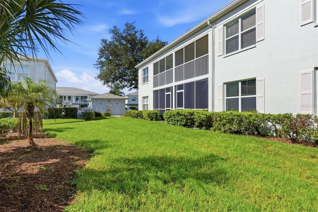 For Sale: $187,000 (2 beds, 2 baths, 1153 Square Feet)