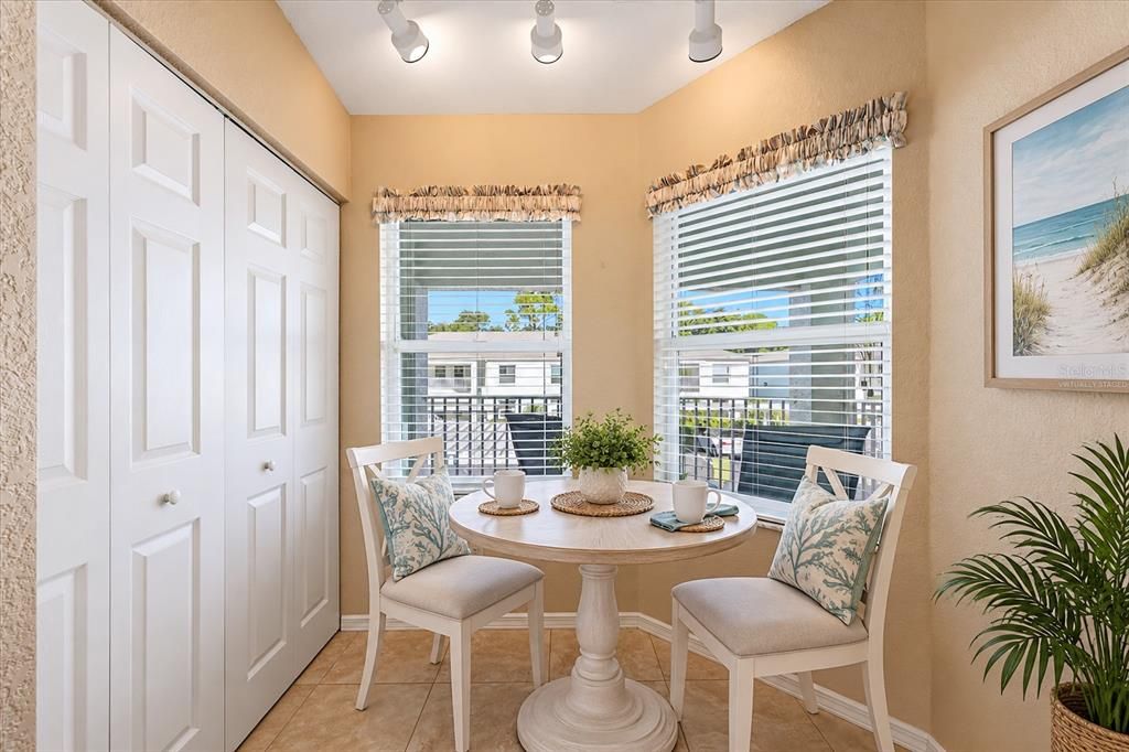For Sale: $187,000 (2 beds, 2 baths, 1153 Square Feet)