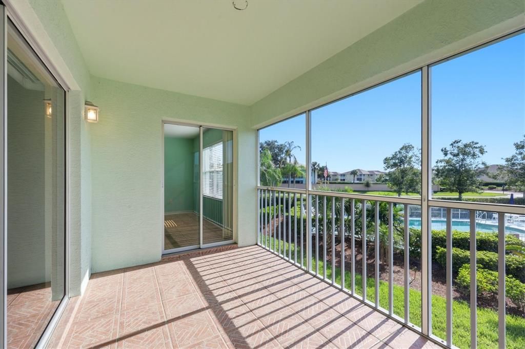 For Sale: $187,000 (2 beds, 2 baths, 1153 Square Feet)