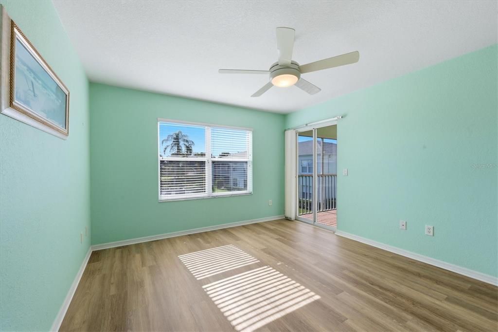 For Sale: $187,000 (2 beds, 2 baths, 1153 Square Feet)