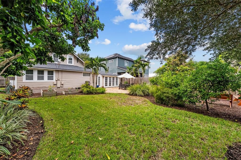 Active With Contract: $649,000 (4 beds, 2 baths, 1900 Square Feet)
