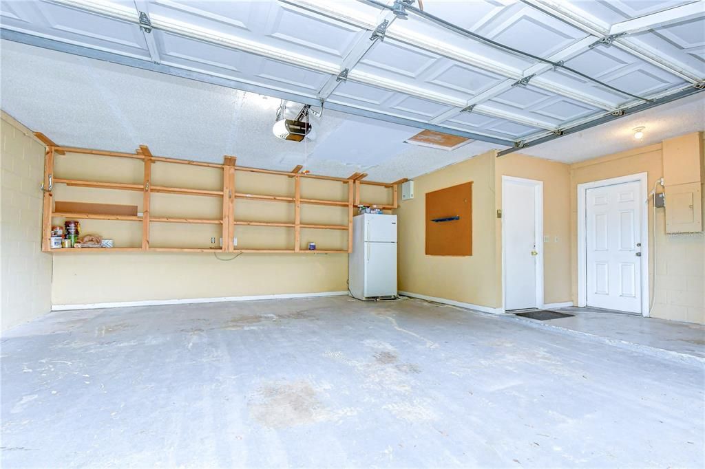 На продажу: $429,900 (4 спален, 2 ванн, 1630 Квадратных фут)