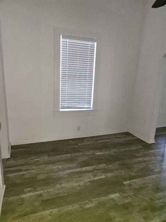 For Sale: $270,000 (3 beds, 1 baths, 1020 Square Feet)