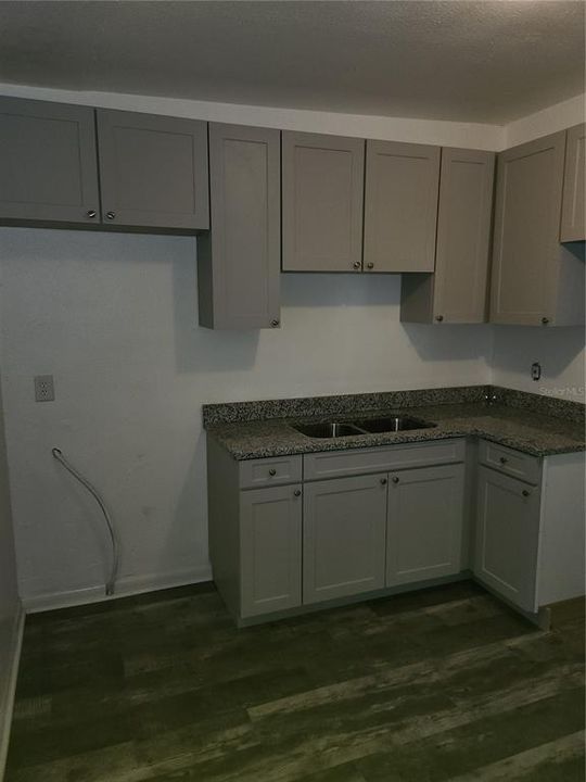 For Sale: $270,000 (3 beds, 1 baths, 1020 Square Feet)