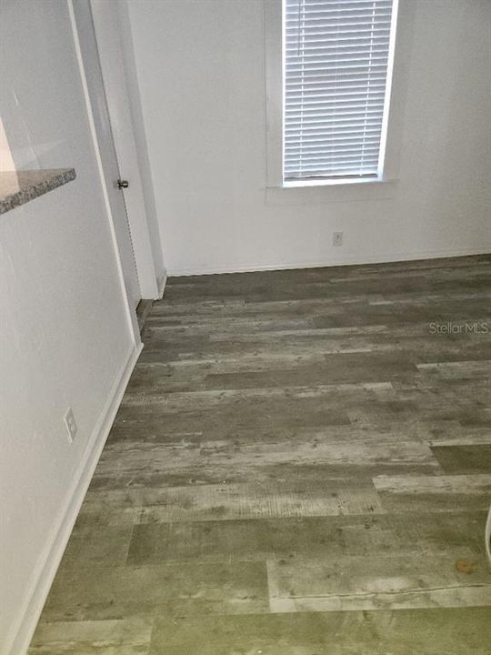 For Sale: $270,000 (3 beds, 1 baths, 1020 Square Feet)