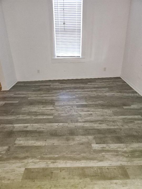 For Sale: $270,000 (3 beds, 1 baths, 1020 Square Feet)