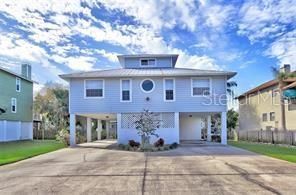 Activo con contrato: $759,900 (4 camas, 2 baños, 1898 Pies cuadrados)