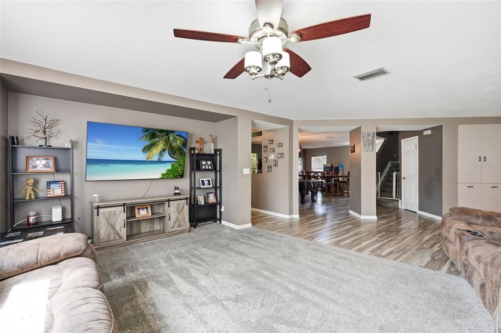 For Sale: $520,000 (3 beds, 2 baths, 3235 Square Feet)