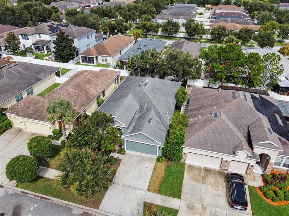 For Sale: $389,500 (3 beds, 2 baths, 2115 Square Feet)