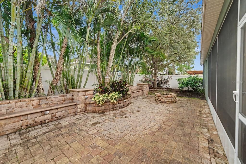 For Sale: $389,500 (3 beds, 2 baths, 2115 Square Feet)