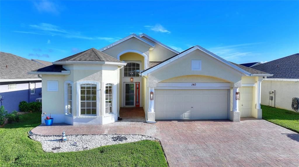 На продажу: $335,000 (2 спален, 2 ванн, 1774 Квадратных фут)