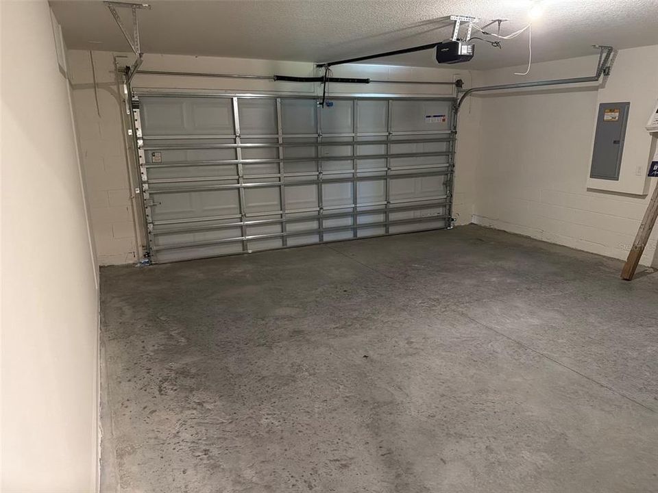 В аренду: $2,250 (4 спален, 2 ванн, 1828 Квадратных фут)