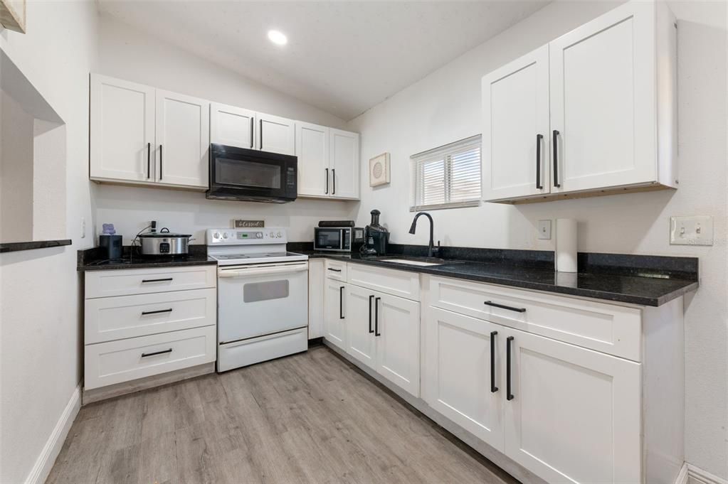 : $218,000 (3 beds, 2 baths, 1219 Square Feet)