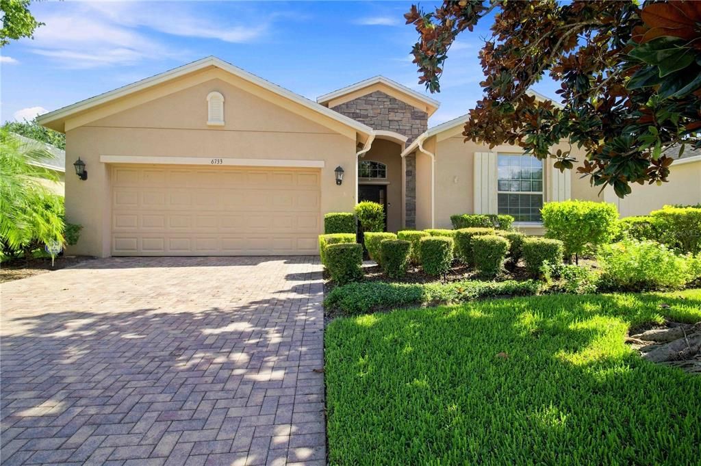 For Sale: $477,000 (4 beds, 3 baths, 2261 Square Feet)