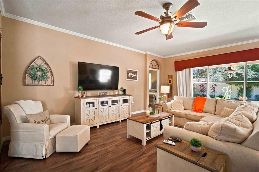 For Sale: $477,000 (4 beds, 3 baths, 2261 Square Feet)