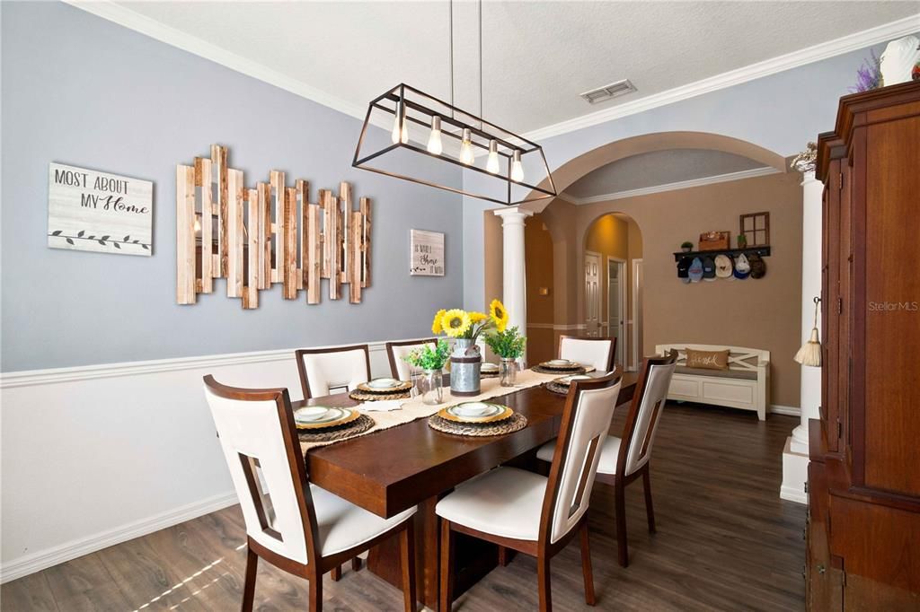 For Sale: $477,000 (4 beds, 3 baths, 2261 Square Feet)