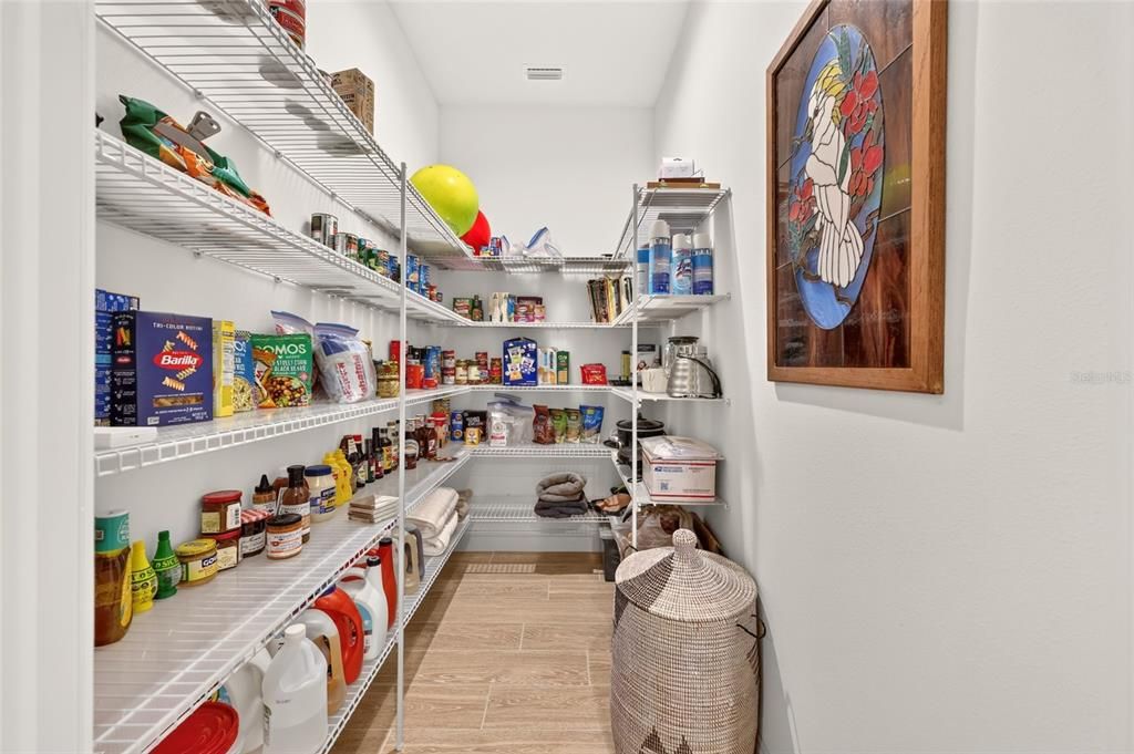 For Sale: $599,000 (4 beds, 2 baths, 2123 Square Feet)