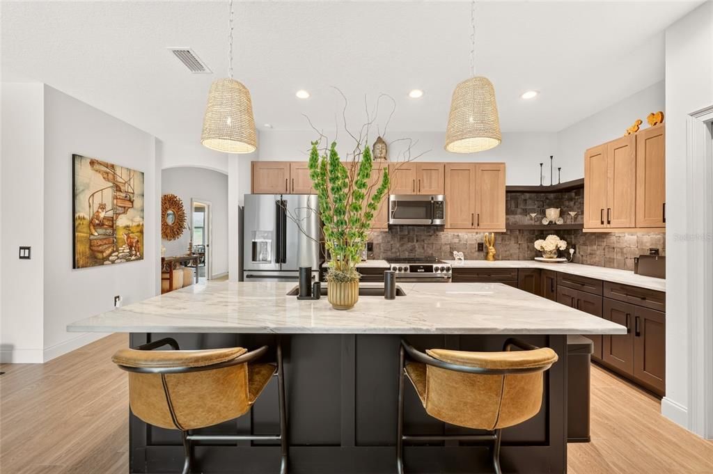 For Sale: $599,000 (4 beds, 2 baths, 2123 Square Feet)