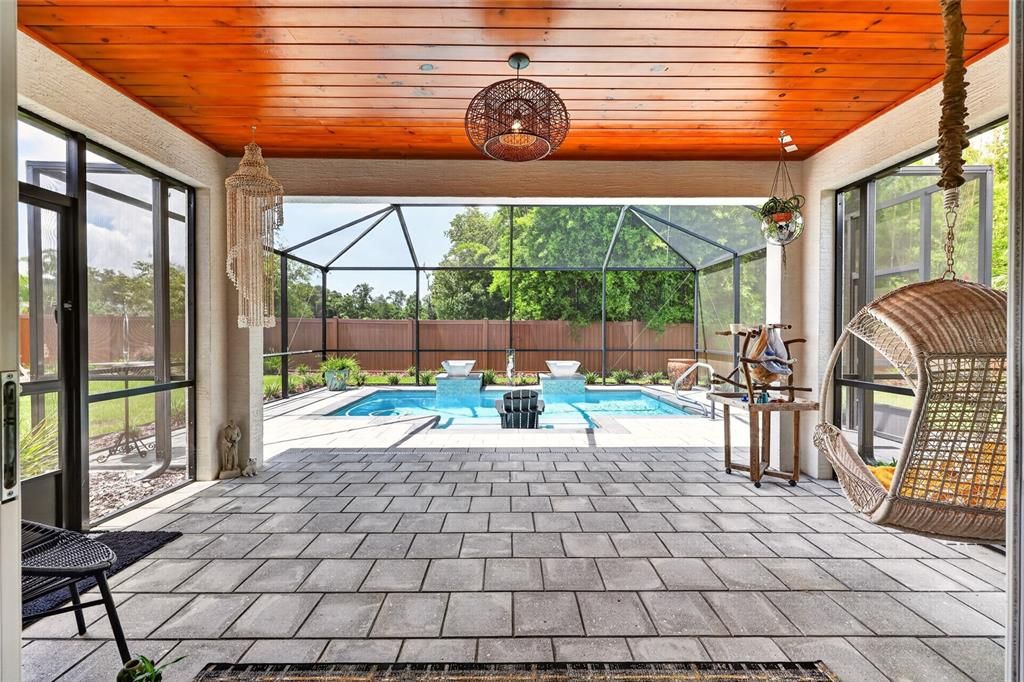 For Sale: $599,000 (4 beds, 2 baths, 2123 Square Feet)