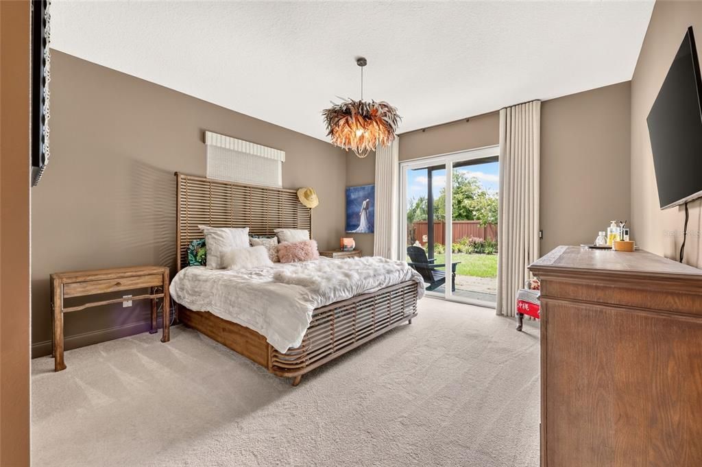 For Sale: $599,000 (4 beds, 2 baths, 2123 Square Feet)