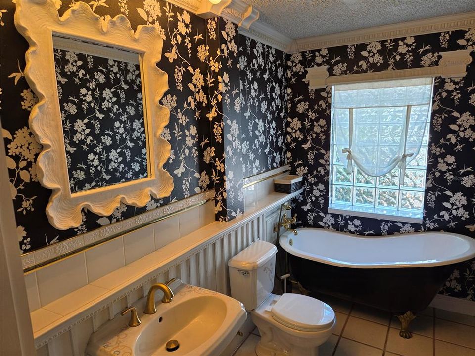 В аренду: $3,800 (3 спален, 3 ванн, 2683 Квадратных фут)
