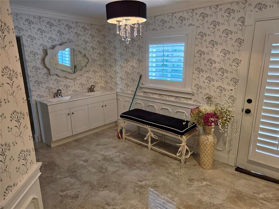 В аренду: $3,800 (3 спален, 3 ванн, 2683 Квадратных фут)