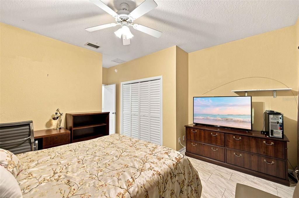 For Sale: $650,000 (5 beds, 3 baths, 2230 Square Feet)