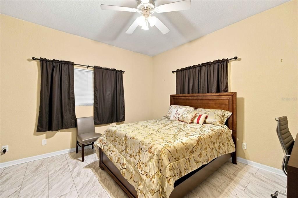 For Sale: $650,000 (5 beds, 3 baths, 2230 Square Feet)