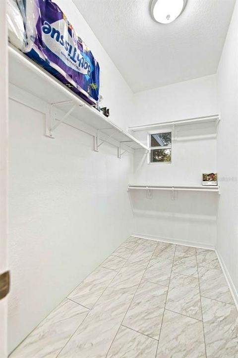 For Sale: $650,000 (5 beds, 3 baths, 2230 Square Feet)