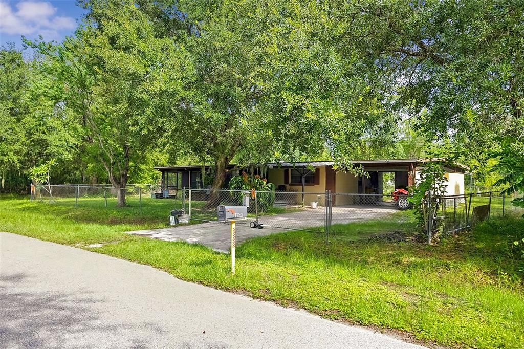 For Sale: $119,990 (2 beds, 1 baths, 1034 Square Feet)