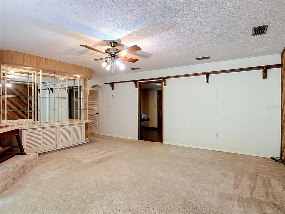 En Venta: $459,900 (4 camas, 3 baños, 2889 Pies cuadrados)