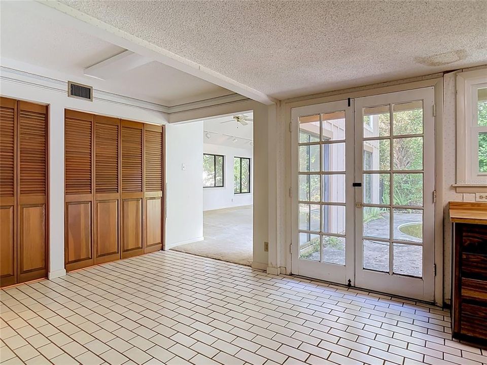 En Venta: $459,900 (4 camas, 3 baños, 2889 Pies cuadrados)