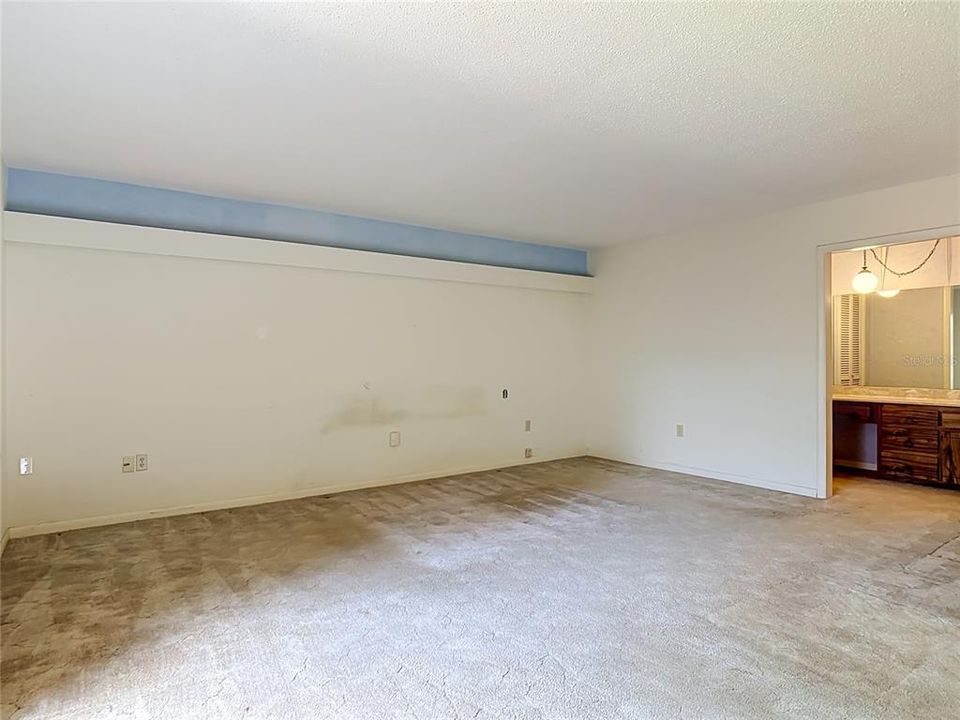 En Venta: $459,900 (4 camas, 3 baños, 2889 Pies cuadrados)