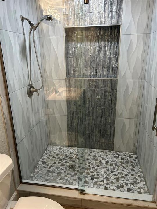 Active With Contract: $267,900 (3 beds, 2 baths, 1532 Square Feet)