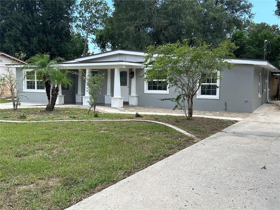Active With Contract: $267,900 (3 beds, 2 baths, 1532 Square Feet)