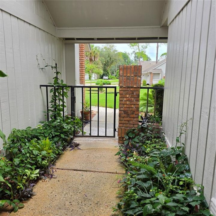 For Sale: $429,000 (3 beds, 2 baths, 1826 Square Feet)