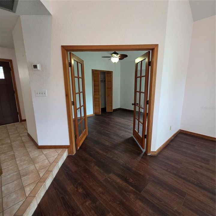 For Sale: $429,000 (3 beds, 2 baths, 1826 Square Feet)