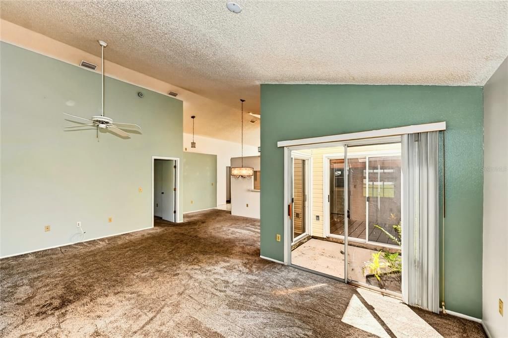 В аренду: $2,300 (3 спален, 2 ванн, 1432 Квадратных фут)