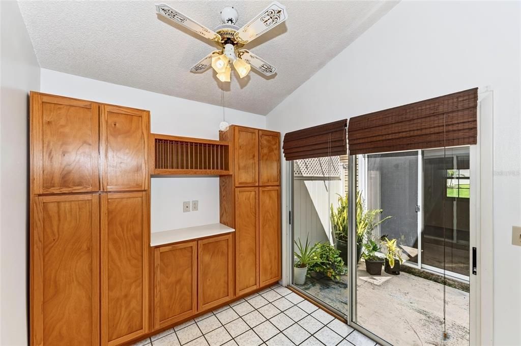 В аренду: $2,300 (3 спален, 2 ванн, 1432 Квадратных фут)