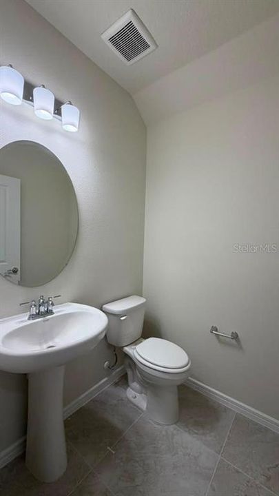 For Rent: $2,550 (4 beds, 2 baths, 1770 Square Feet)