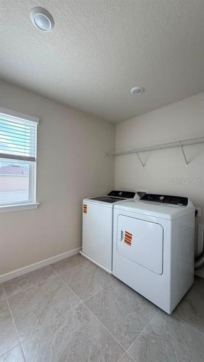 For Rent: $2,550 (4 beds, 2 baths, 1770 Square Feet)