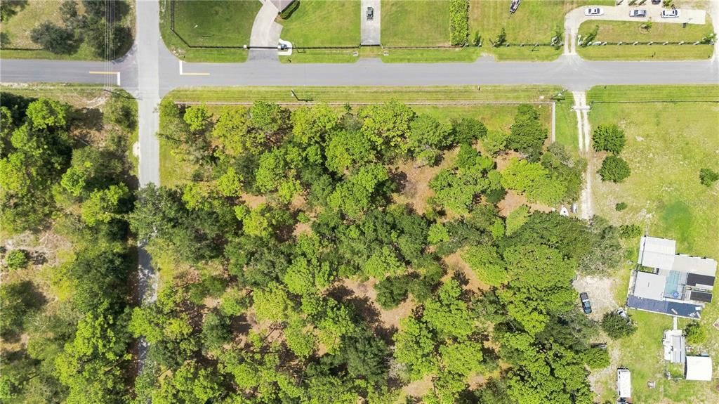На продажу: $90,000 (1.10 acres)
